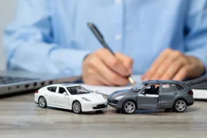 Papierformular für einen Verkehrsunfall